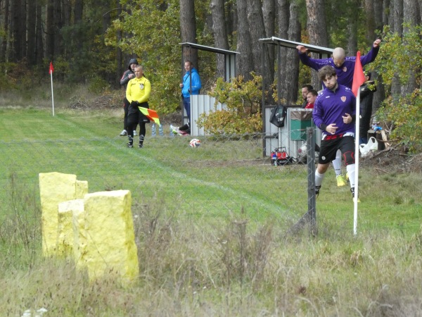 Leśne boisko sportowe w Czernej - Czerna