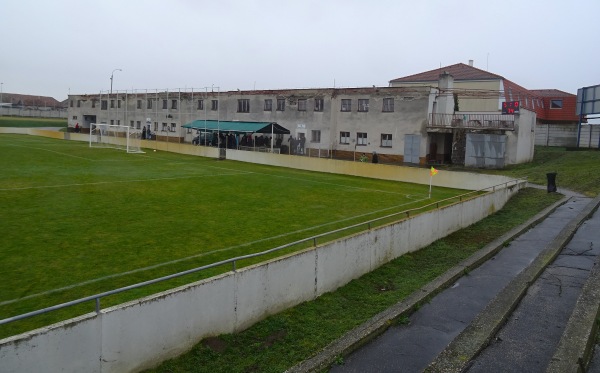 Futbalové ihrisko Sládkovičovo - Sládkovičovo