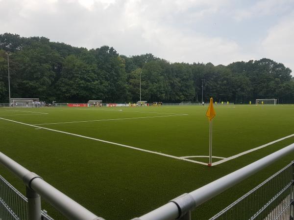 Sportpark Höhenberg Platz 3 - Köln-Höhenberg