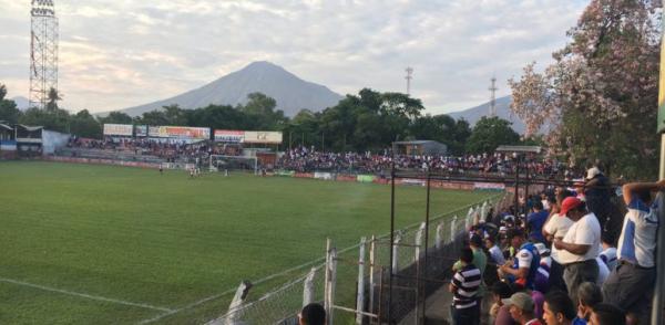 Estadio Sergio Torres Rivera - Usulután