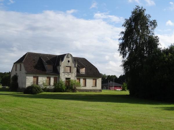 Historisches Gutshaus direkt auf dem Vereinsgelände neben dem Hauptplatz