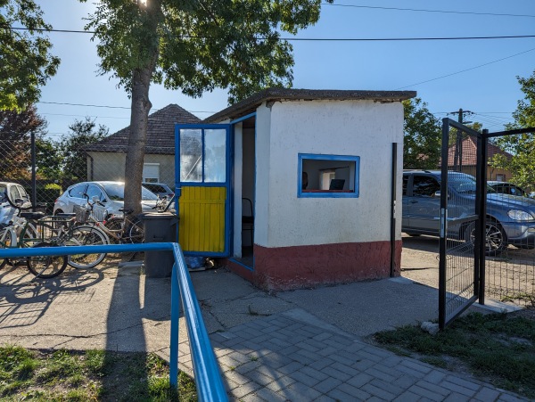 Akasztó sportpálya  - Akasztó