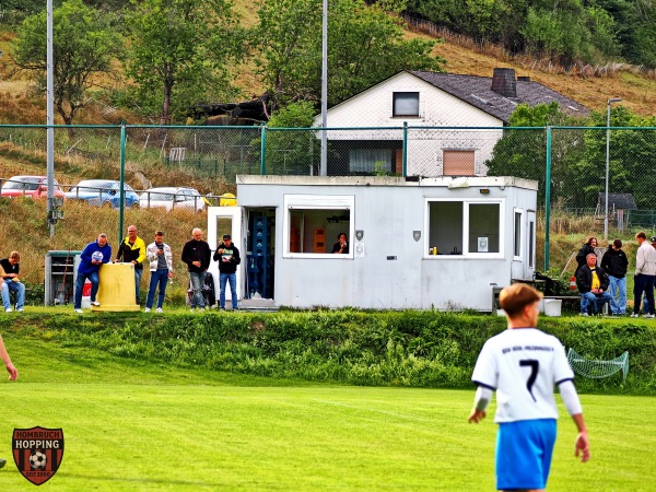 Edelweiß-Sportanlage - Breitscheid/Hessen-Medenbach
