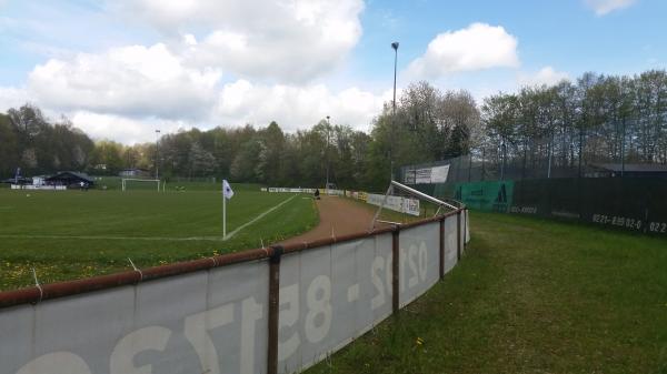 Straußenfarm Stadion - Wermelskirchen-Dabringhausen