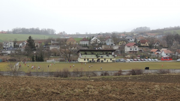 Futbalove ihrisko Tesáre - Tesáre