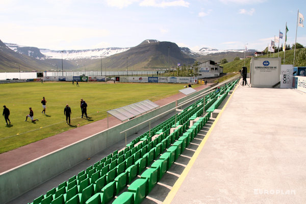 Kerecisvöllurinn - Ísafjörður