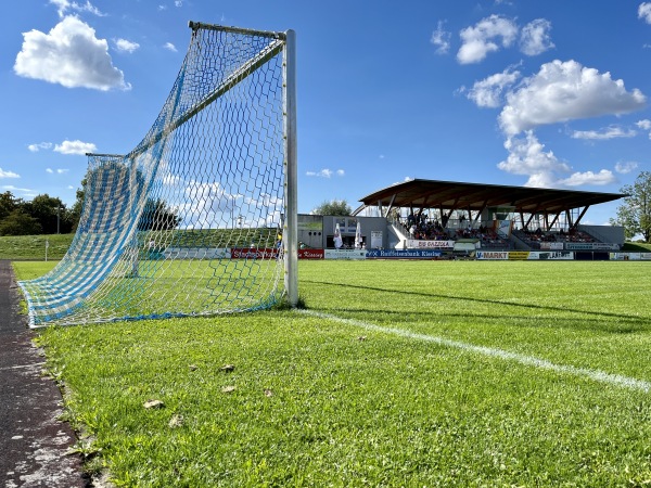 Paartalstadion - Kissing