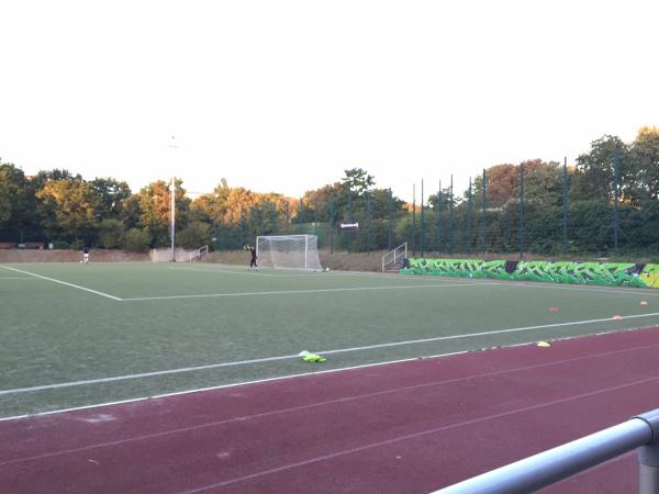 Sportplatz Wiener Straße - Berlin-Kreuzberg