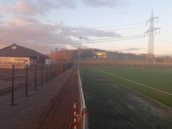 Sportplatz Hessenstraße - Niederroßbach