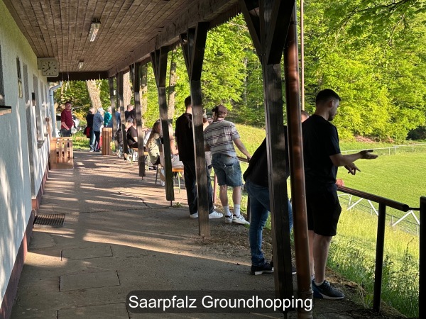 Sportplatz hinter dem Föhr - Neunkirchen/Potzberg