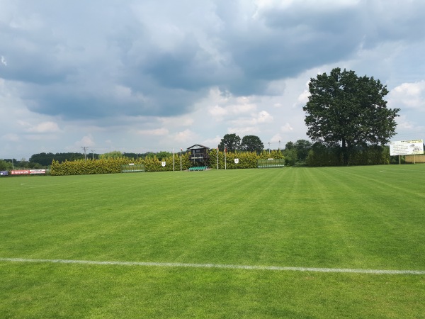 Stadion OSiR w Żmigrodzie - Żmigród