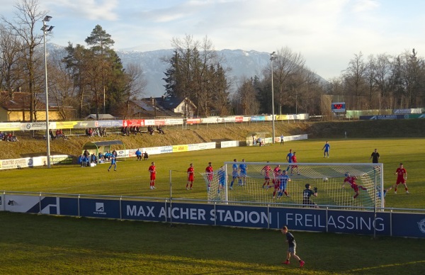 Max-Aicher-Stadion - Freilassing