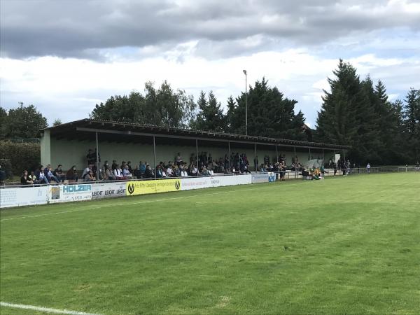 Kohlfahrtstadion - Karlsdorf-Neuthard