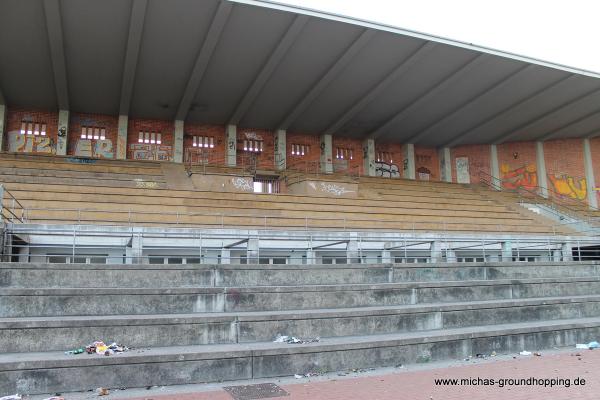 Altes Hochschulstadion Stadion In Karlsruhe Innenstadt Ost