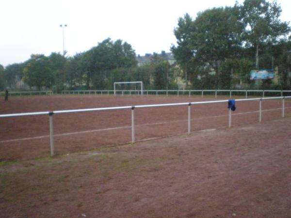 Bezirkssportanlage Großenbaumer Allee Platz 2 - Duisburg-Großenbaum