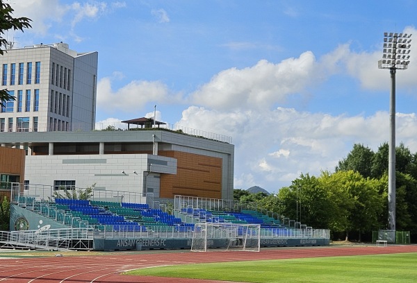 Ansan Wa~ Auxiliary Stadium - Ansan