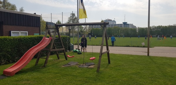 Sportanlage an der Kanalbrücke C-Platz - Hannover-Vahrenheide