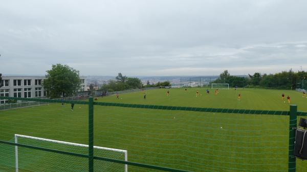 Fotbalovy stadion Admira - Hovorčovická - Praha-Kobylisy