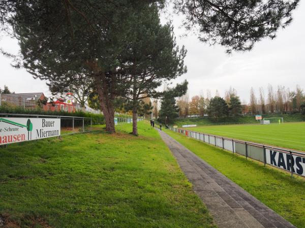 Bezirkssportanlage Loewenfeldstraße - Bottrop-Kirchhellen