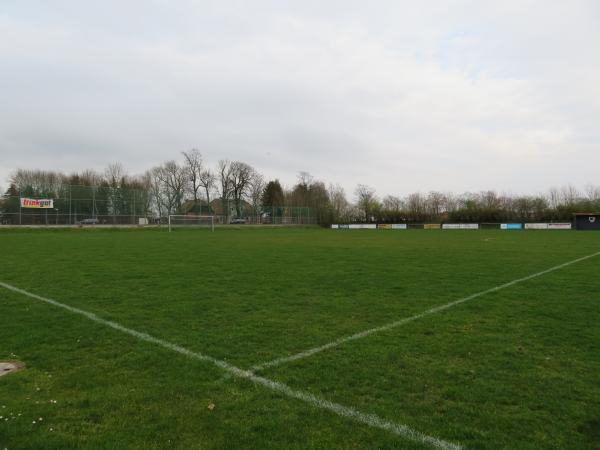 Sportplatz Rötgesbüttel - Rötgesbüttel