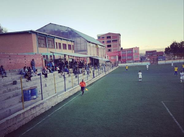 Cancha Villa Copacabana -  La Paz