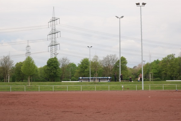 Bezirkssportanlage Krähenacker Platz 3 - Meerbusch-Osterath