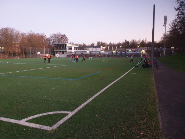 Sportanlage Fürfelder Straße Platz 2 - Stuttgart-Rot