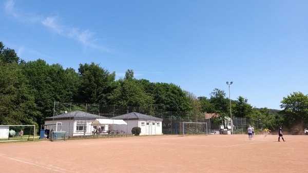 Sportplatz Trompeterstraße - Wiesbaden-Rambach