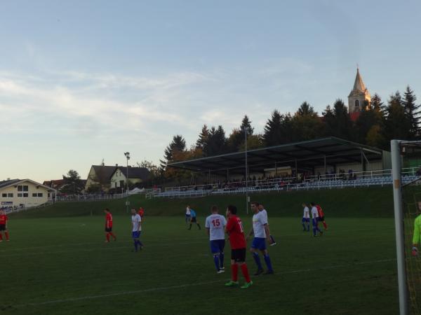 Sportplatz Steinbrunn - Steinbrunn