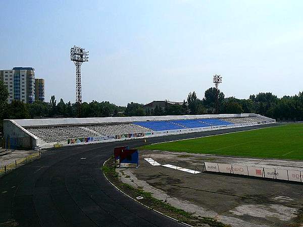 Stadionul Orășenesc - Bălți