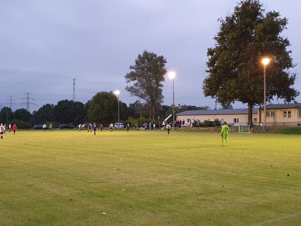 Sportplatz Schmölln - Schmölln-Putzkau