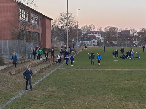 Schulsportplatz - Weisendorf