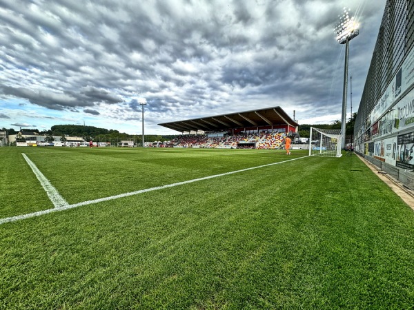 Stade Municipal de la Ville de Differdange - Déifferdeng-Uewerkuer (Differdange-Obercorn)