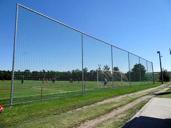 Sportplatz am Neumarkt - Querfurt-Weißenschirmbach