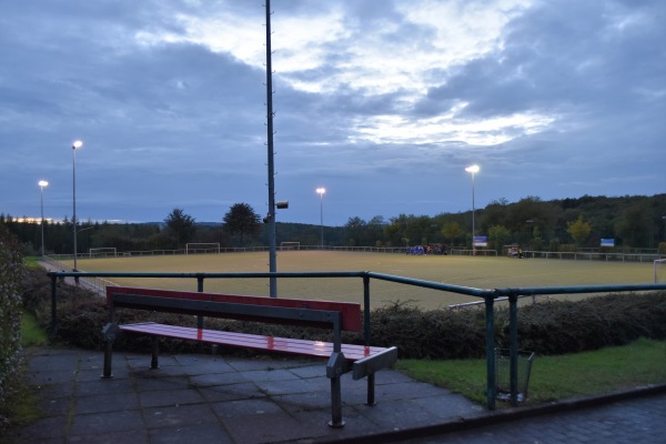 Sportplatz Niederhausen - Pracht-Niederhausen