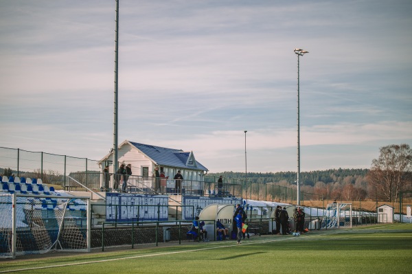 Arena am Freibad - Hartmannsdorf bei Kirchberg