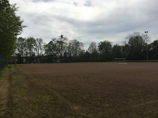 Stadion am Lindener Berg B-Platz - Hannover-Linden