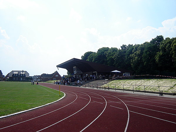 Sportstadion Twistringen - Twistringen