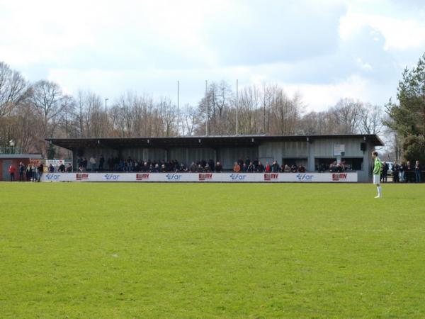 Neumühlenstadion - Beelen