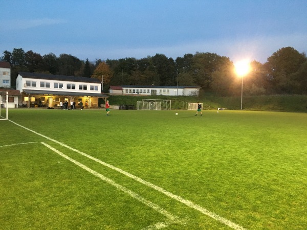 Sportplatz Waldstraße - Schiffweiler-Stennweiler