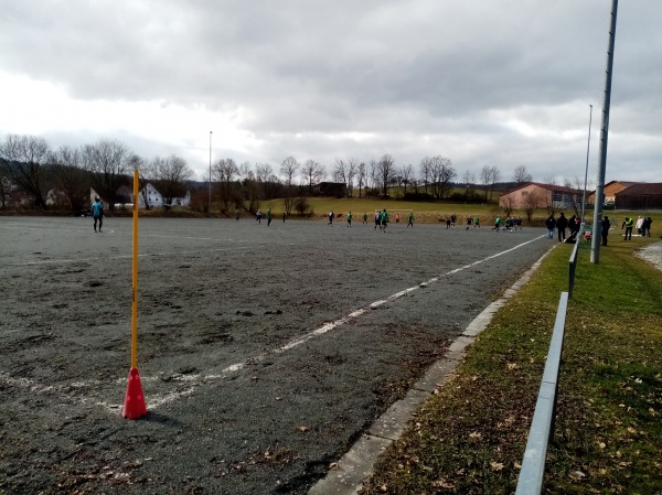 Sportplatz an der Friedenskirche - Hummeltal-Pettendorf