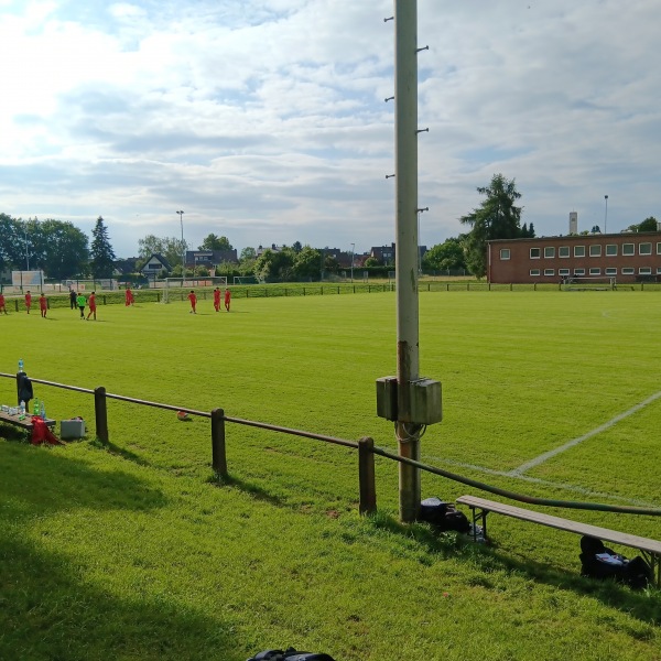 Bezirkssportanlage Puffkohlen Platz 2 - Mönchengladbach-Giesenkirchen