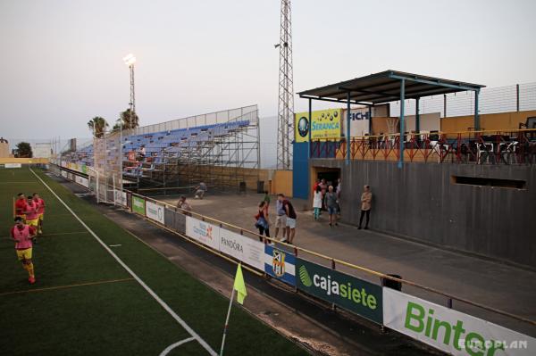 Campo de Fútbol La Palmera - San Isidro, Tenerife, CN