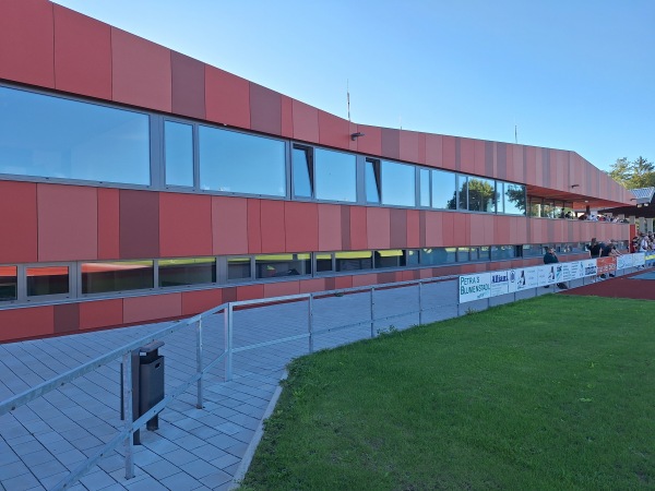 Stadion Tratteilstraße - Mering