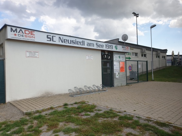 Sportzentrum Neusiedl Nebenplatz - Neusiedl am See