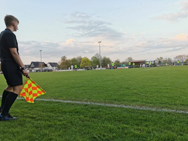 Sportplatz Jahnstraße - Allendorf/Eder-Rennertehausen