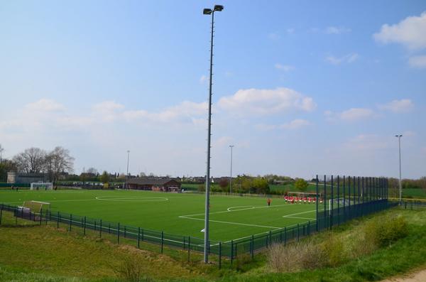 Sportplatz Feldgartenstraße - Euskirchen-Großbüllesheim