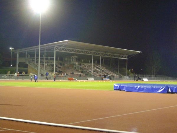 Sportstadion Blumengarten im Sportzentrum - Ingelheim/Rhein