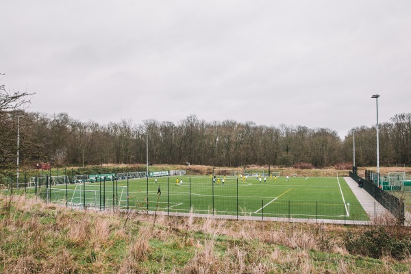 Alfred-Kunze-Sportpark Platz 4.2 - Leipzig-Leutzsch