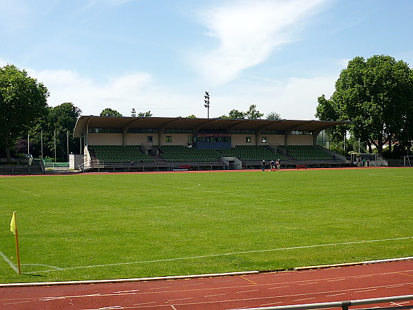 Stadion Sommerdamm - Rüsselsheim/Main